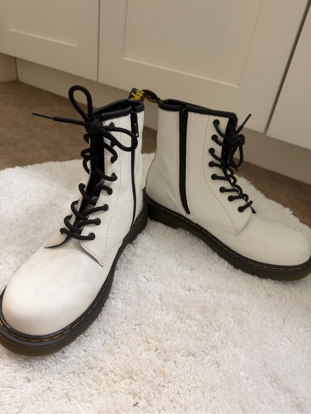 Dr. Martens White Leather Lace-Up Boots with Black Trim - Picture 2 of 9
